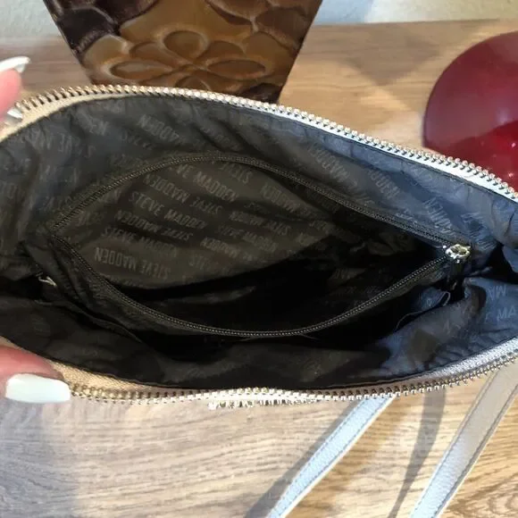 Steve Madden Cream Crossbody Bag - Picture 10 of 13